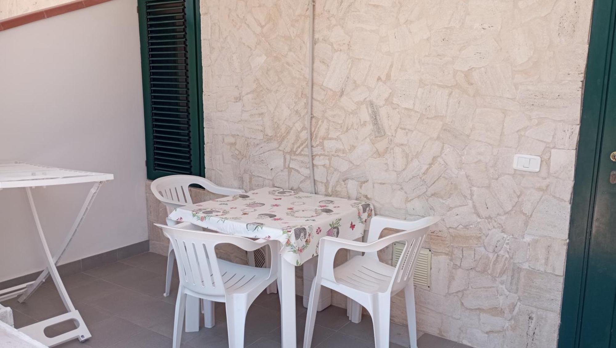 Hotel Residence Villa Ascoli Vieste Bagian luar foto