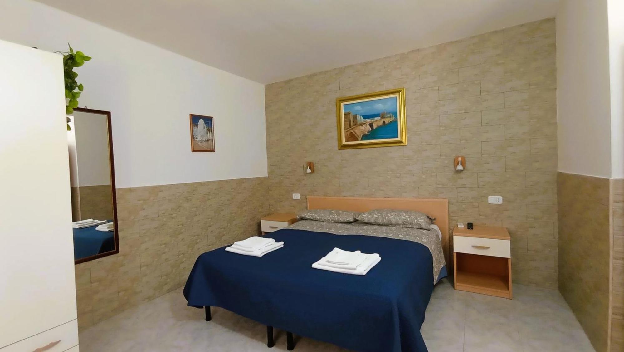 Hotel Residence Villa Ascoli Vieste Bagian luar foto